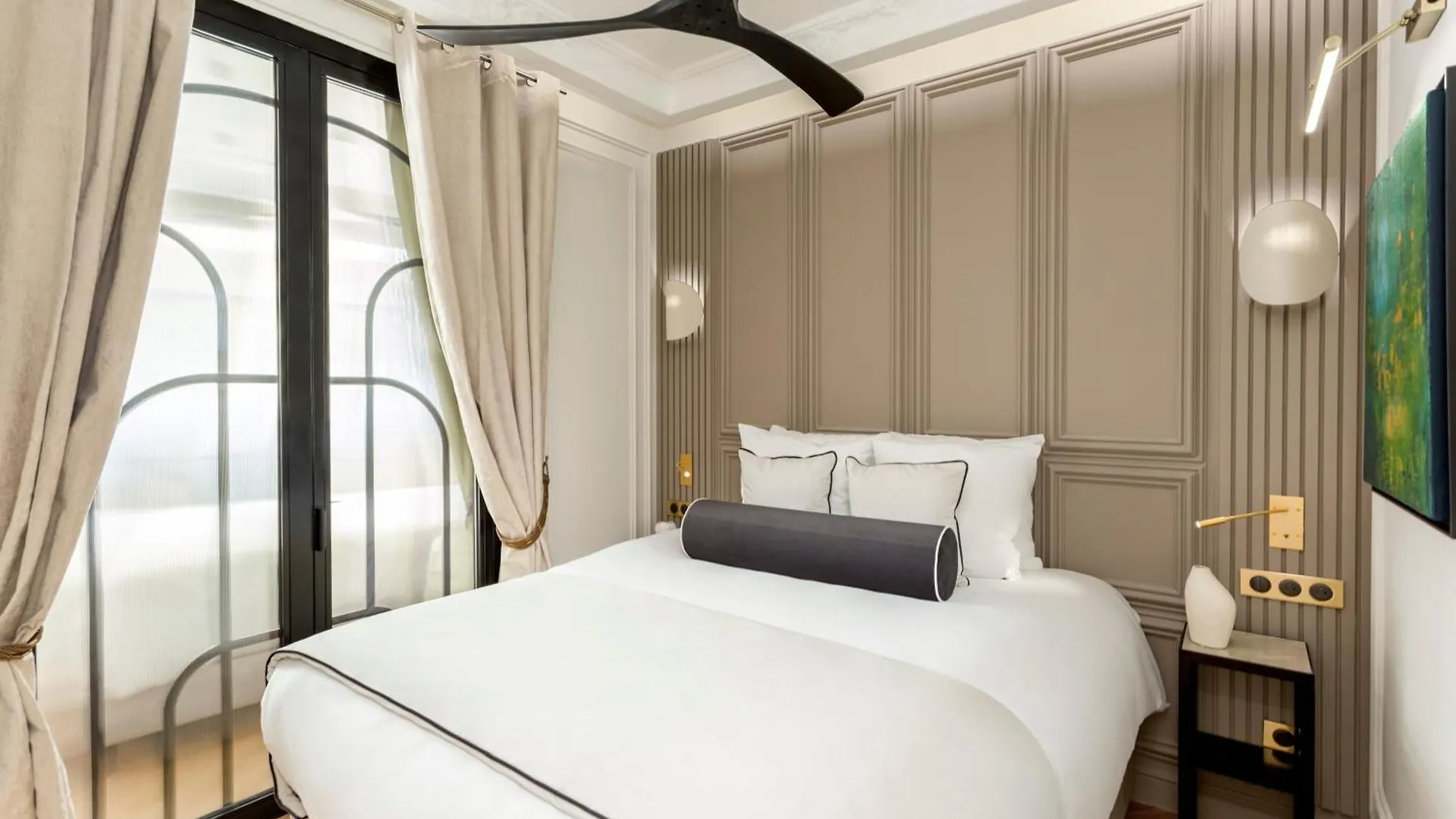 Merveil - Signature Suite -Tour Eiffel-Grenelle II Paris 0*,  France